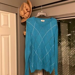 XL Men’s Croft & Barrow light blue sweater with patterned diamonds
